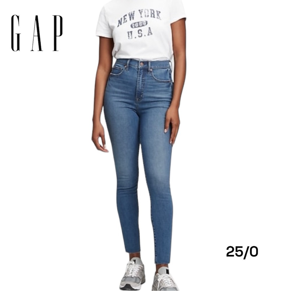 GAP True Skinny Sky High 25/0 Tall